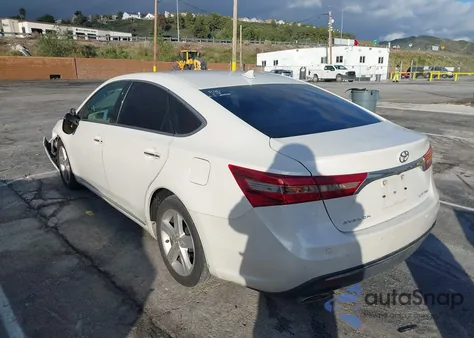 2017 Toyota Avalon Limited z USA, uszkodzony, nr VIN 4T1BK1EB4HU254295